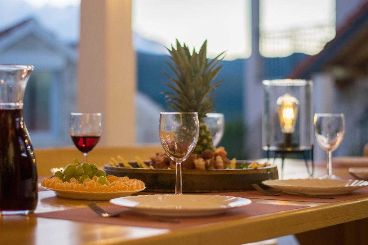 Villa Milena With Heated Pool And Jacuzzi Kostanje Bagian luar foto